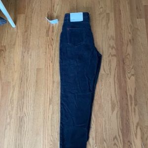 URBAN OUTFiTTER BDG 
 High-Rise Mom corduroy , size 28, dark grey